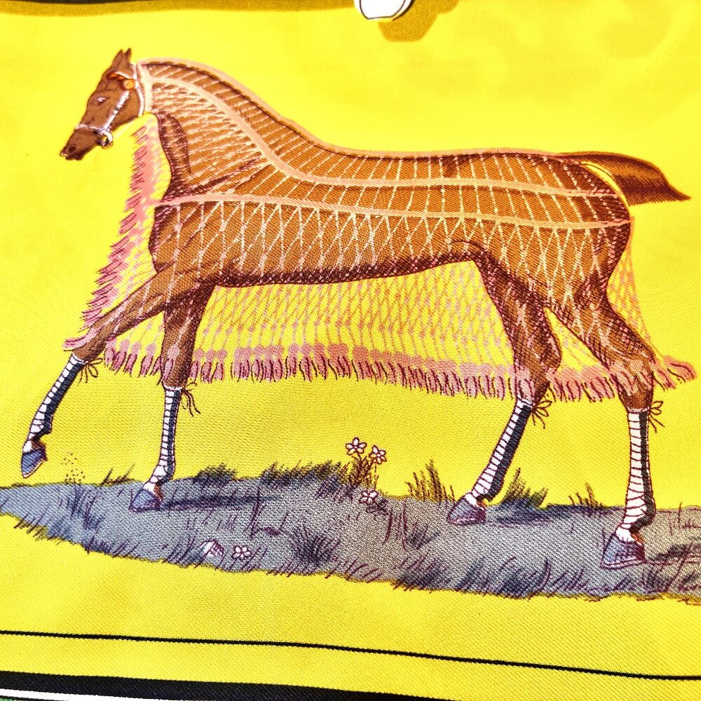 Hermes Paris 70's Scarf Yellow Silk Horses Couvertures Et Tenues De Jour New Box - Picture 14 of 16
